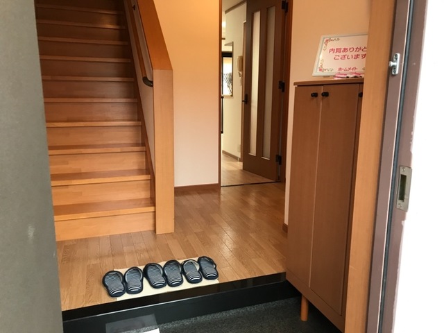 玄関　シューズボックス付き玄関です！