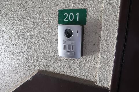 セキュリティ　カメラ付インターホン（イメージ）