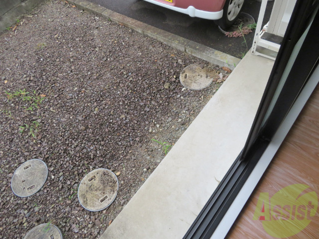 バルコニー　バルコニーは御座いません。段差もなく安心です。