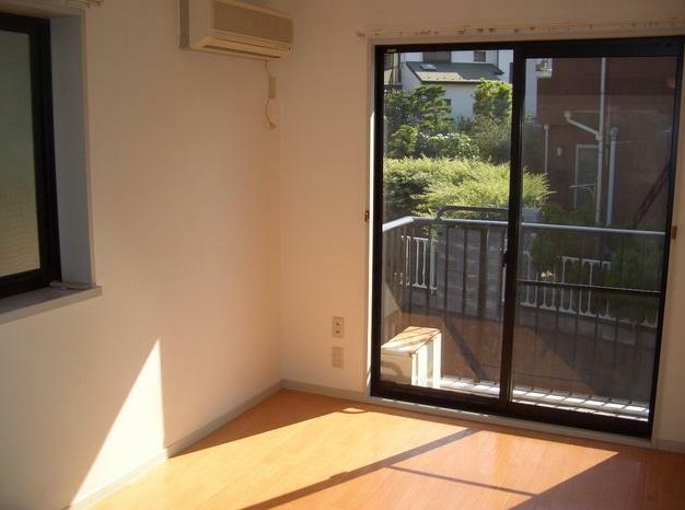 居室・リビング　角部屋です