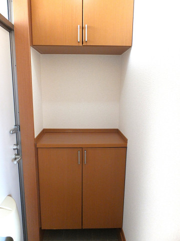 玄関　上下段シューズボックス