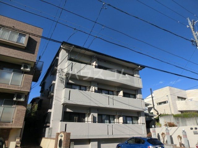 名古屋市名東区高社のマンションの建物外観