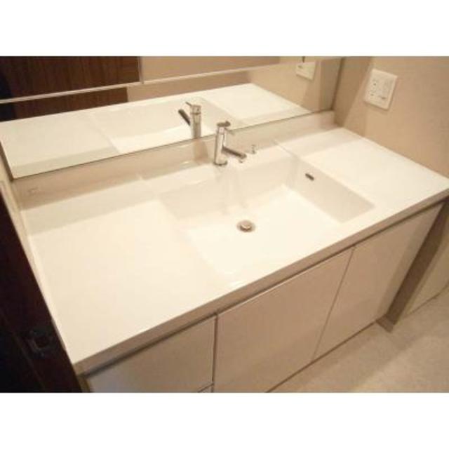 洗面設備　※別タイプ別部屋の参考写真になります。