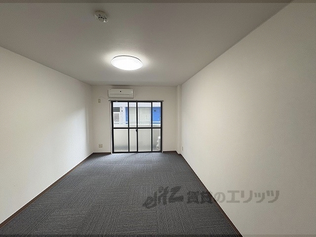 居室・リビング　洋室