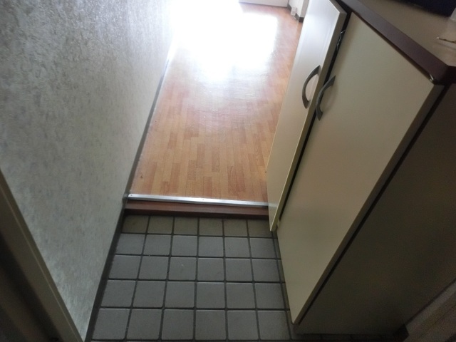 玄関　同タイプ別部屋の写真です。