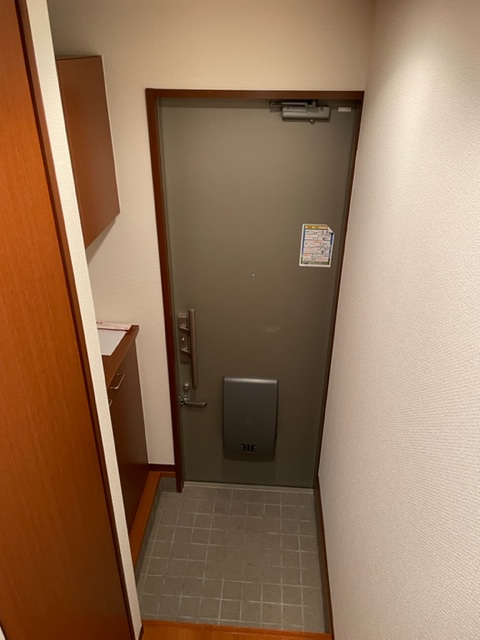 南海本線 諏訪ノ森駅 徒歩1分 2階建 築20年の玄関写真