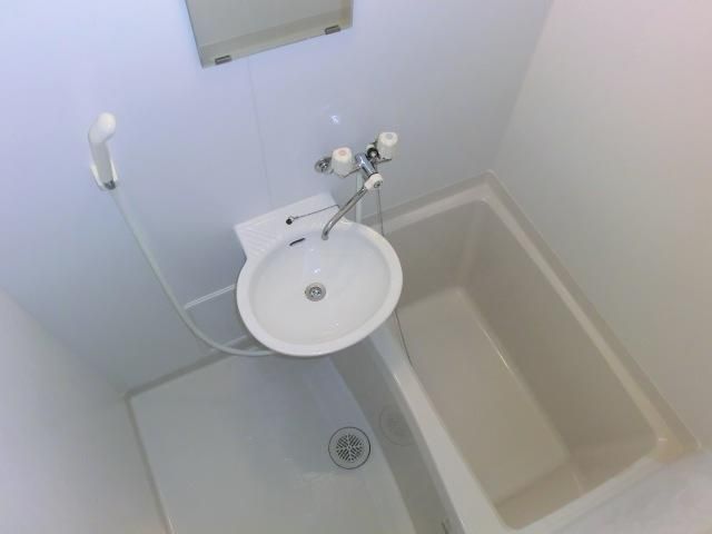 バス・シャワールーム　詳細はタウンハウジングまで！043-290-8070