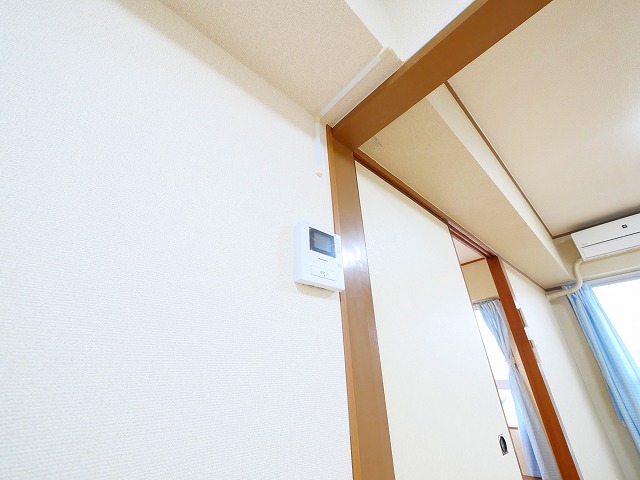 セキュリティ　モニター付きインターホンです