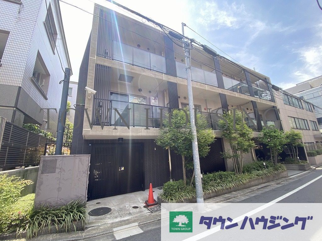 東京都新宿区払方町（マンション）の賃貸物件の外観
