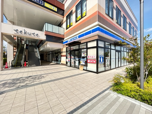 コンビニ　ローソン仙台長町駅東口店（コンビニ）まで70m