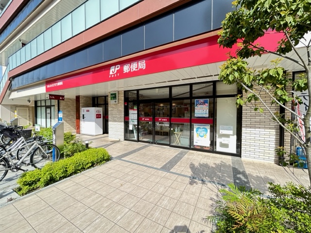 郵便局　tekuteながまち郵便局（郵便局）まで160m