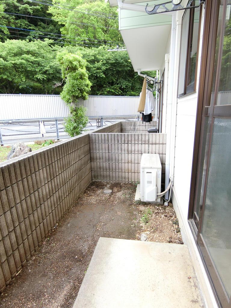 バルコニー　南向きのバルコニーで洗濯物もしっかり乾きます☆