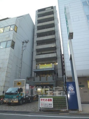京都市下京区白楽天町のマンションの建物外観