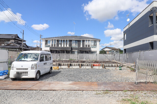 小山市小山新築アパートの建物外観