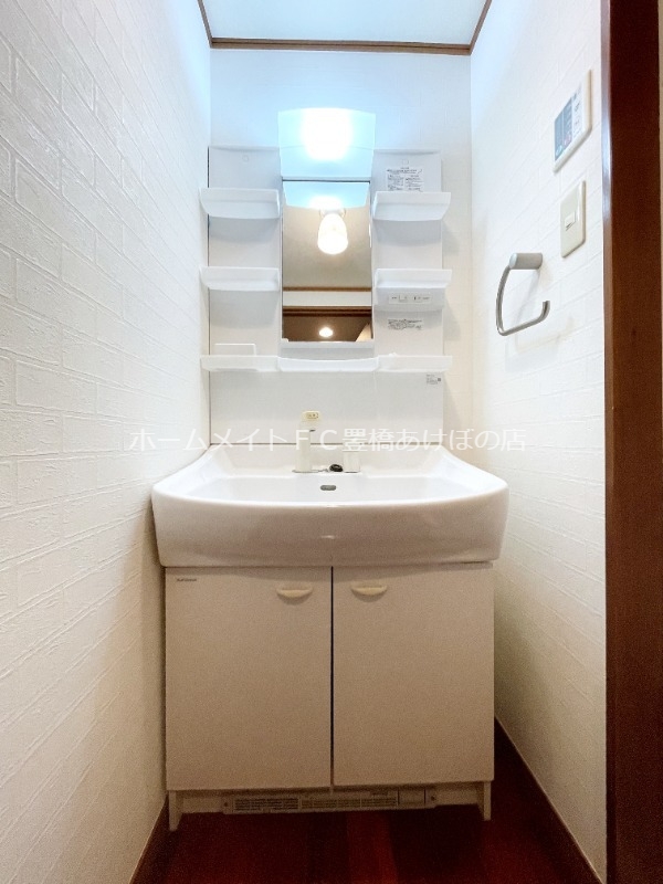 洗面設備　同型別部屋写真