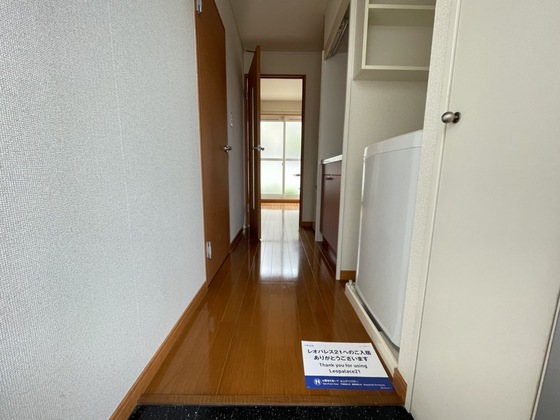 玄関　※別部屋の写真です