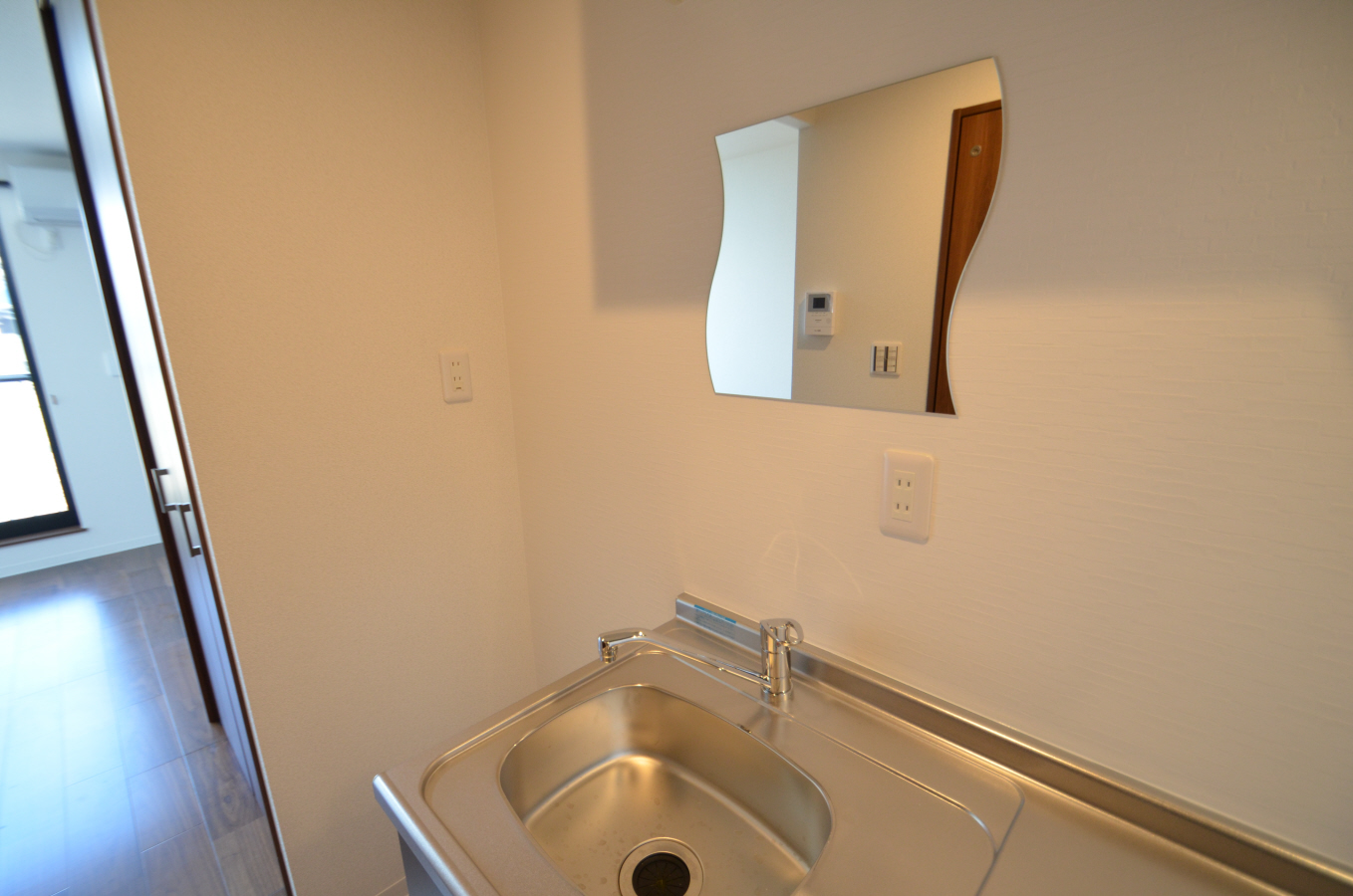 洗面設備　洗面（キッチン併用）