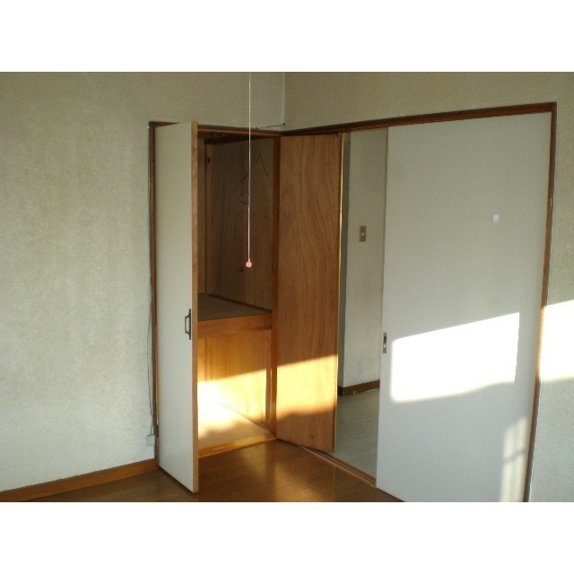 収納　※同建物別号室の参考写真です