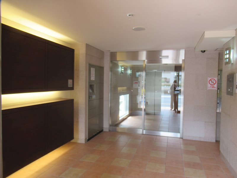 ロビー　ゆとりのあるロビーです