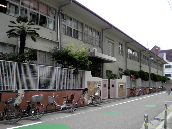 幼稚園・保育園　大阪市立常盤幼稚園（幼稚園・保育園）まで462m