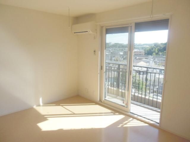 居室・リビング　★お部屋探しは株式会社タウンハウジング東京まで★