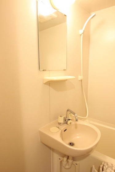 洗面設備　※別部屋の写真です