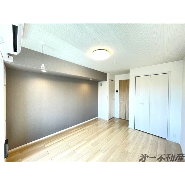 建物外観　洋室