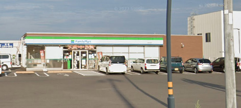 コンビニ　ファミリーマート 高松林町店（コンビニ）まで684m