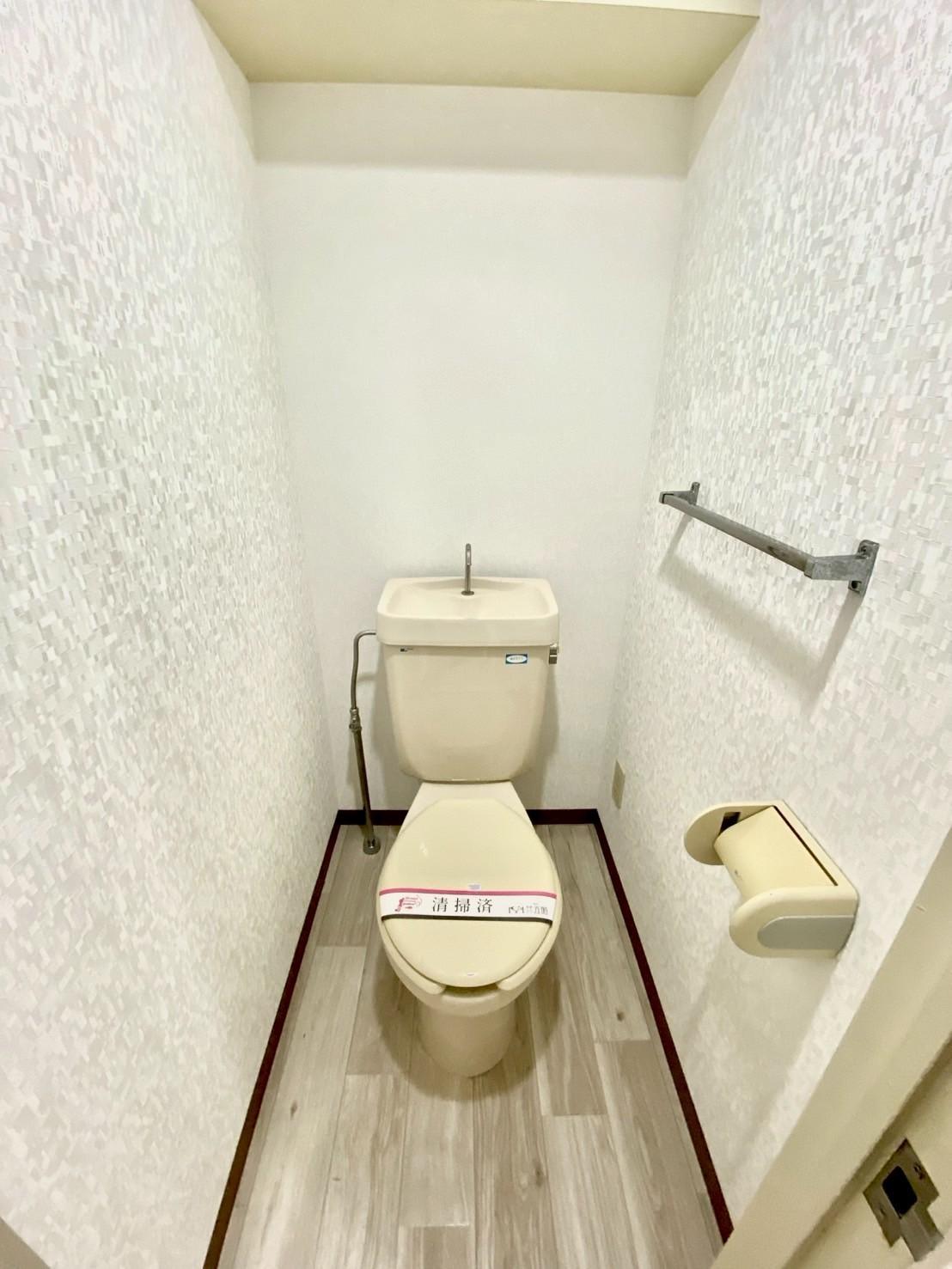 トイレ　別号室参照。コンビニ3分、公園市役所ゆめタウンも徒歩圏内