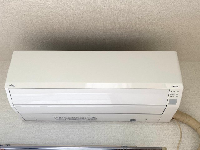 その他設備　エアコンあり。ネット無料、オートロック