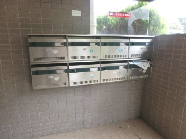 エントランス　集合ポストです