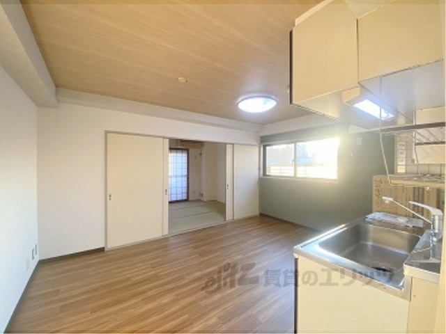 居室・リビング　リビング