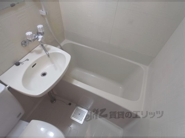 バス・シャワールーム　バス