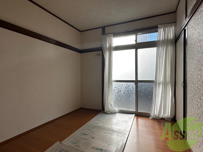 居室・リビング　リビングは、日当たりが良さそうで落ち着きますね。