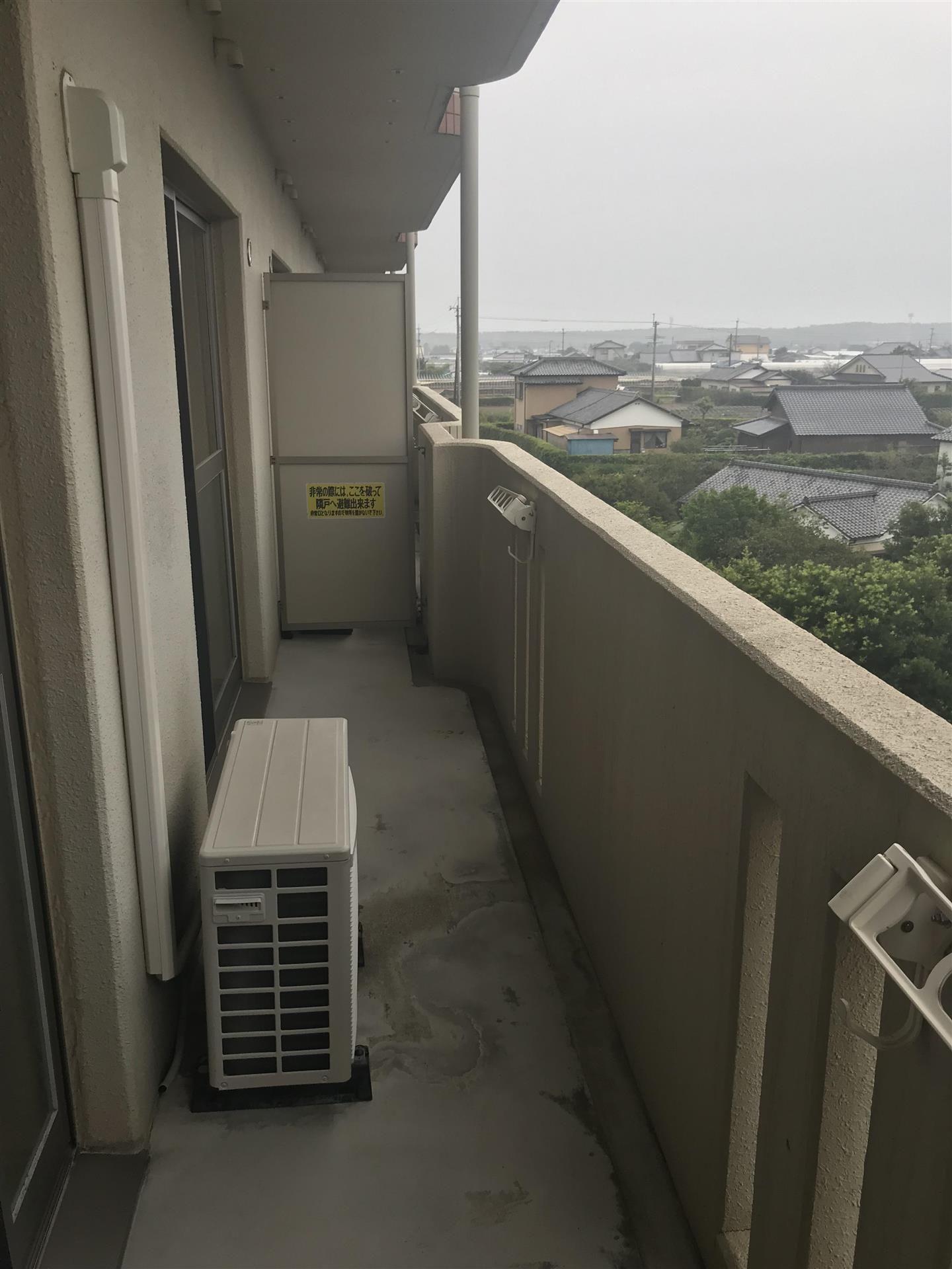 バルコニー　バルコニー