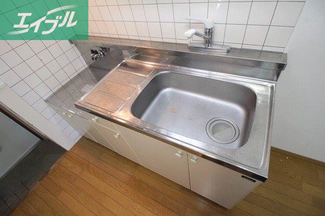 キッチン　キッチン（同タイプです）