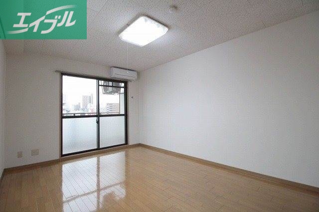 居室・リビング　リビング（同タイプです）