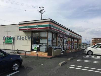 コンビニ　セブンイレブン菊川加茂店（コンビニ）まで781m