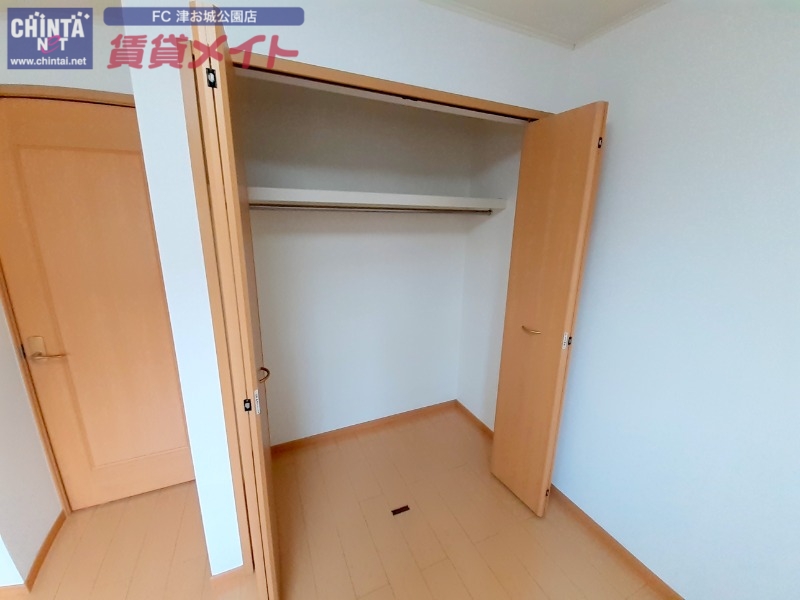 収納　同型タイプ画像