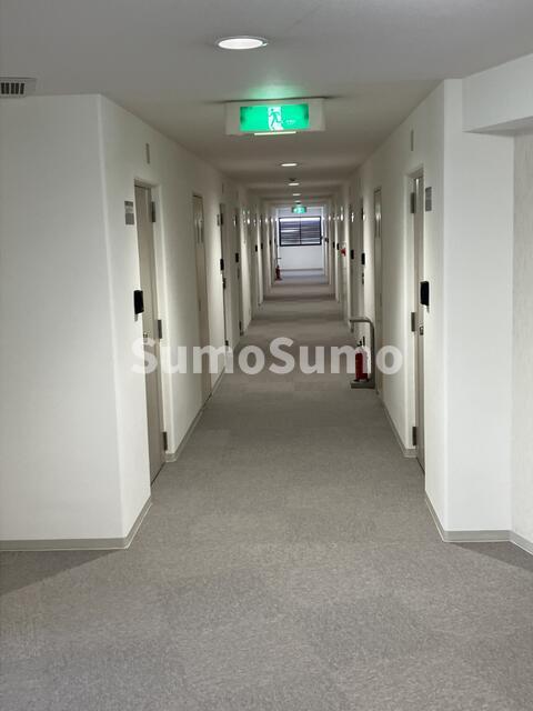 ロビー　内廊下?