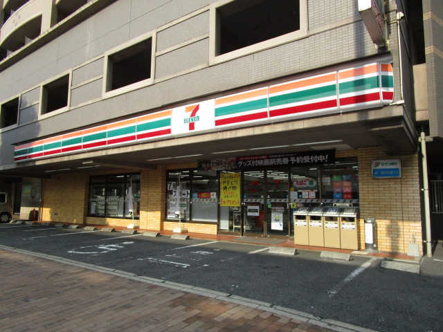 コンビニ　セブンイレブン小倉片野3丁目店（コンビニ）まで362m