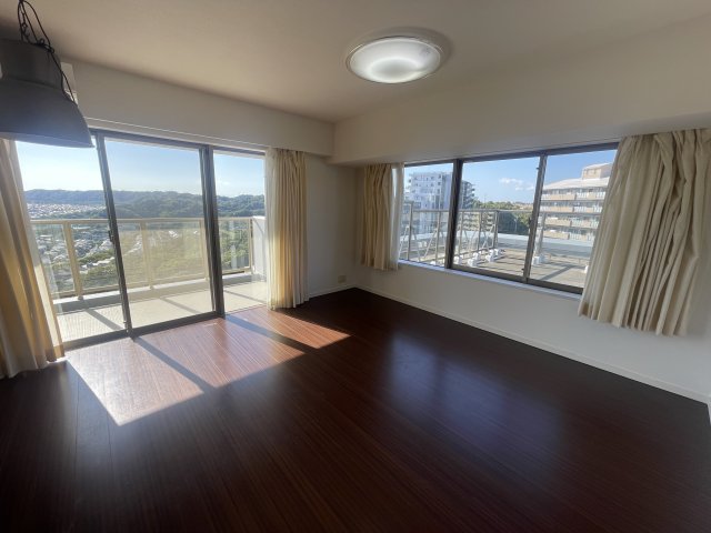 居室・リビング　解放感のあるリビングです