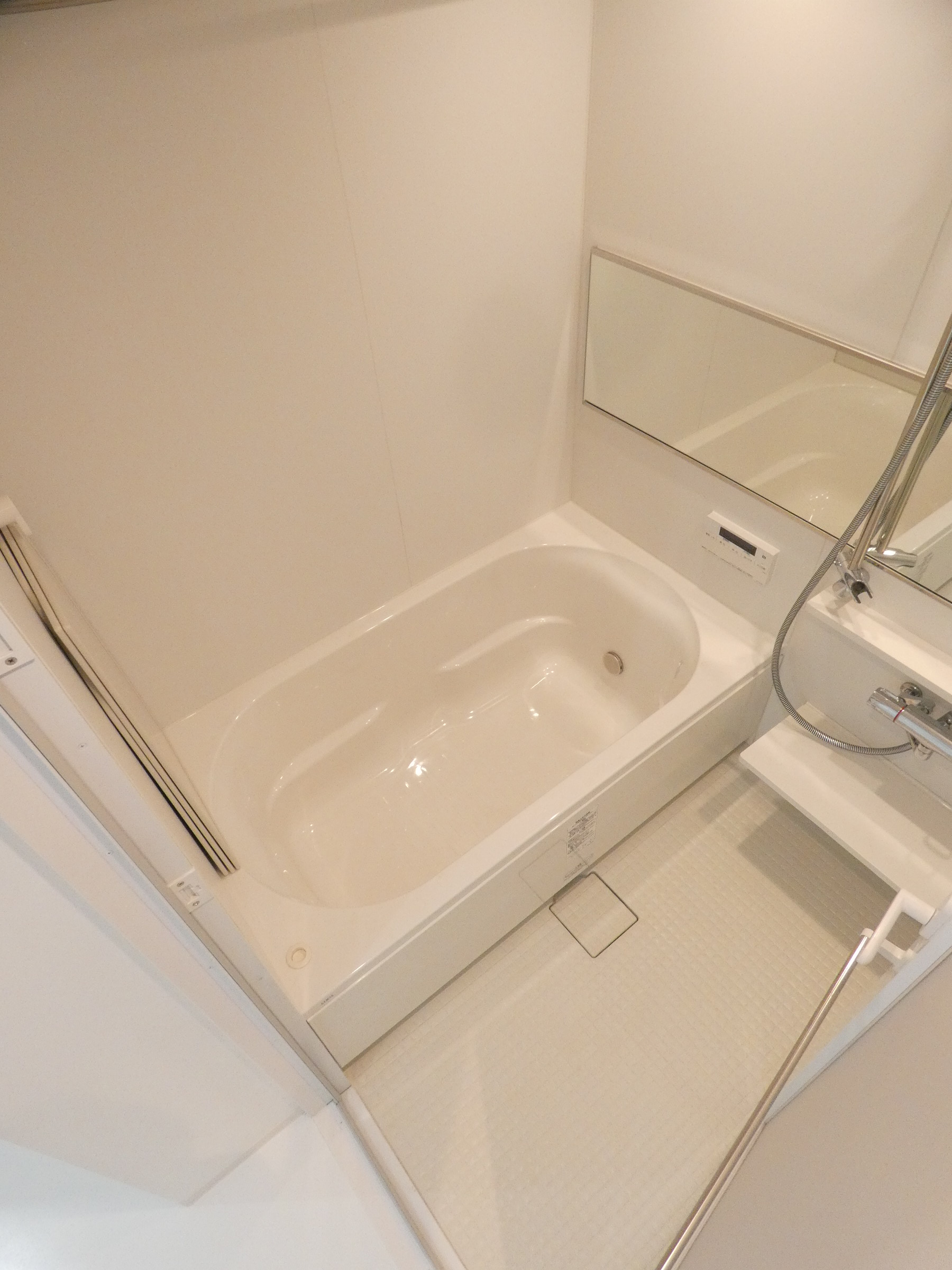 バス・シャワールーム　バス