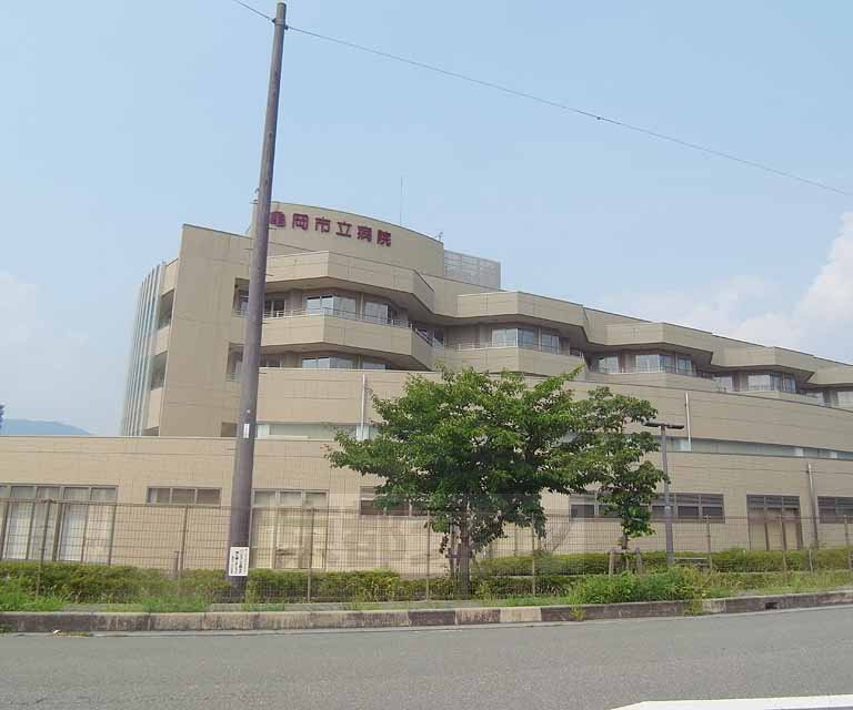 病院　亀岡市立病院（病院）まで800m
