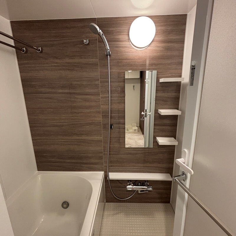 バス・シャワールーム　バス