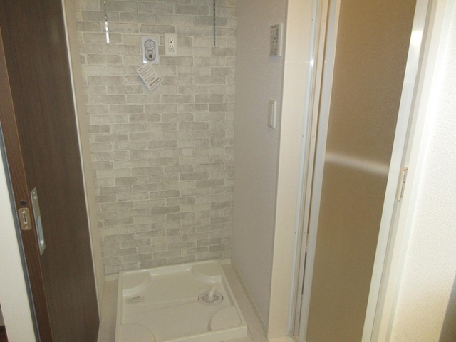 洗面設備　洗濯機置き場