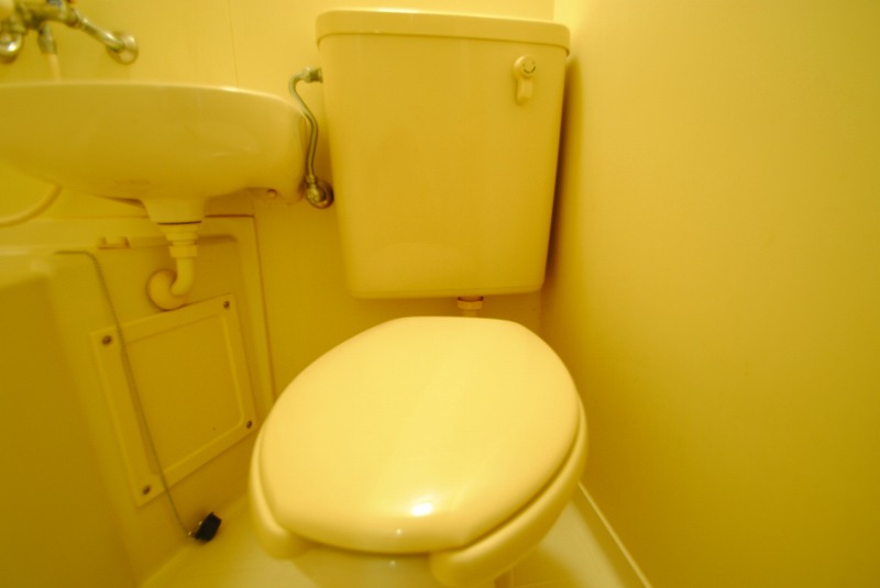 トイレ　※室内は現状を優先とします