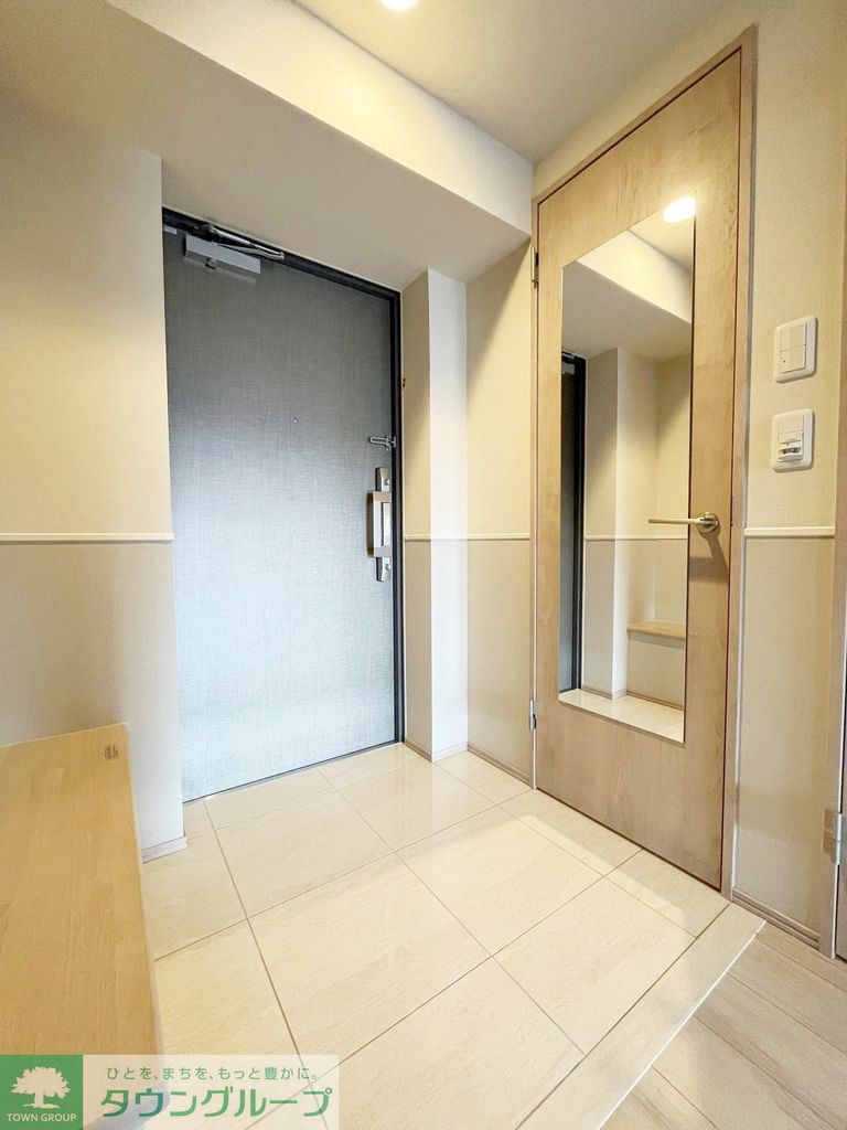 玄関　キッチン