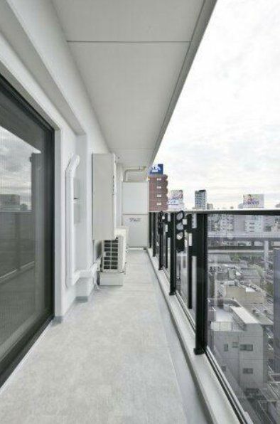 バルコニー　バルコニー