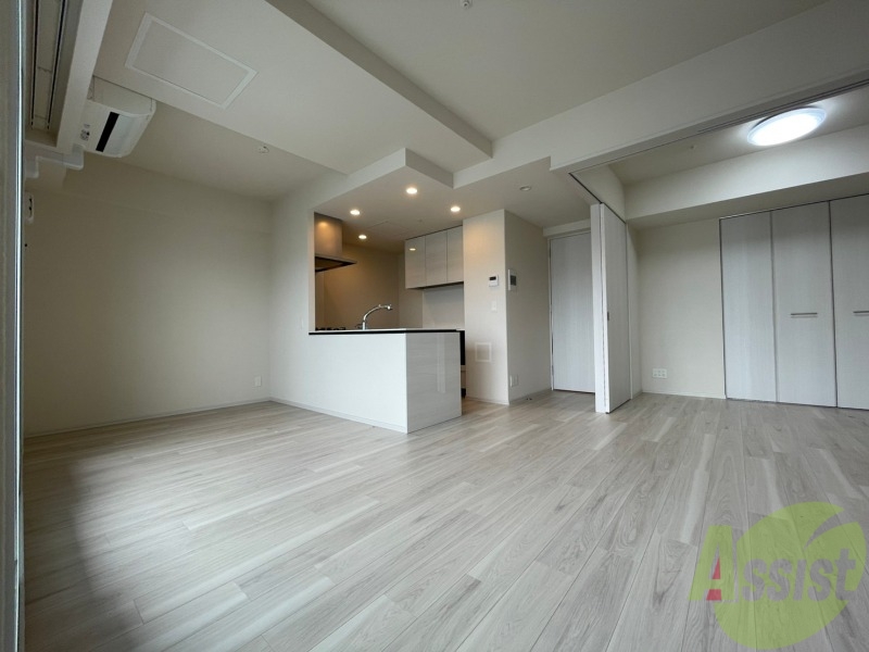 居室・リビング　広くてキレイなお部屋が広がっていて、充実した生活が送れそう。